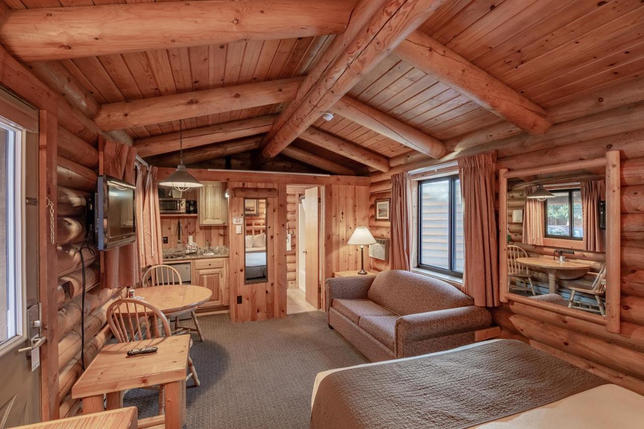 Lodge Cowboy Village Jackson